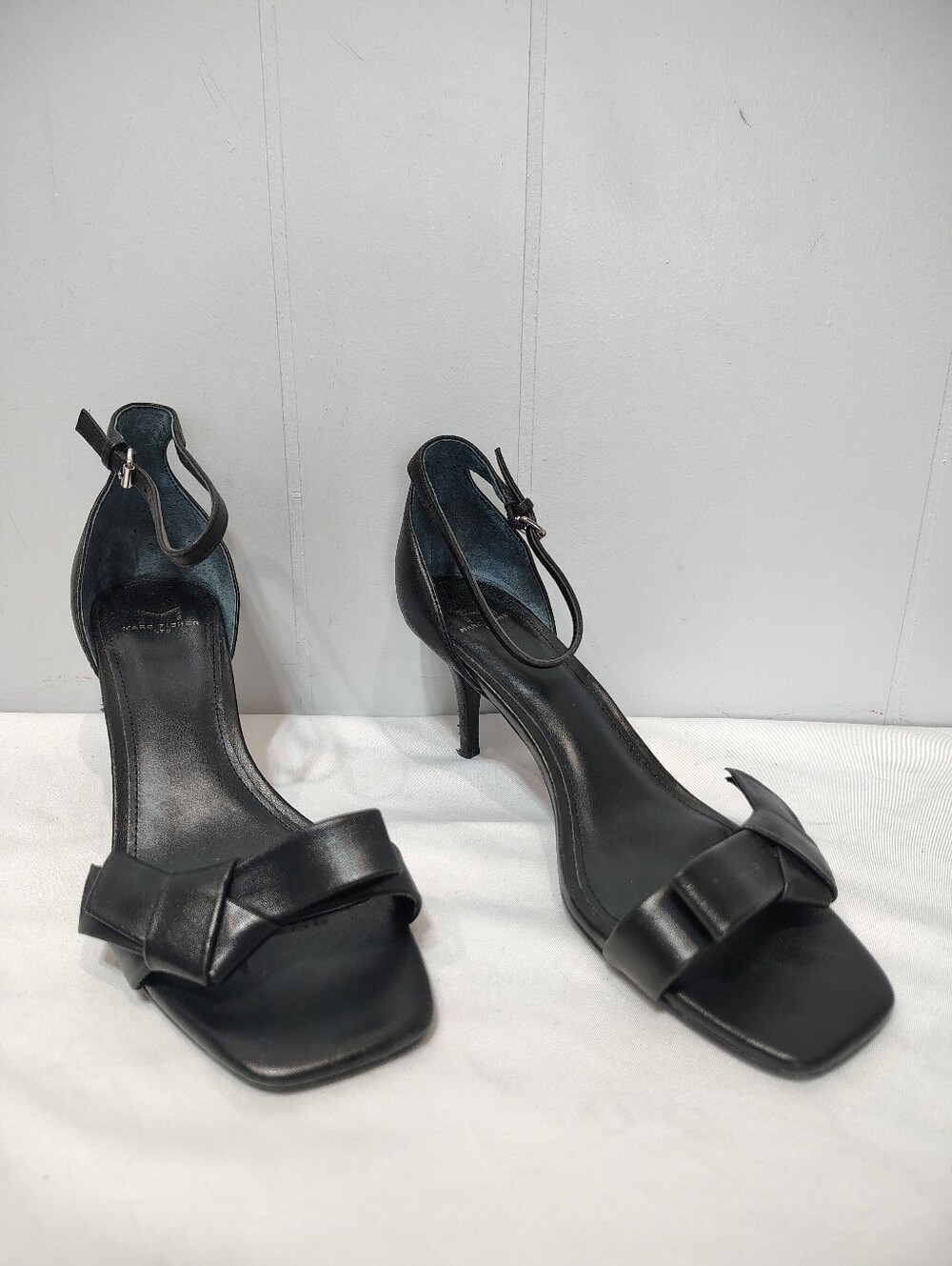 Marc Fisher LTD Tierra Black Leather Bow Ankle Strap Heeled Sandal Size 6.5M